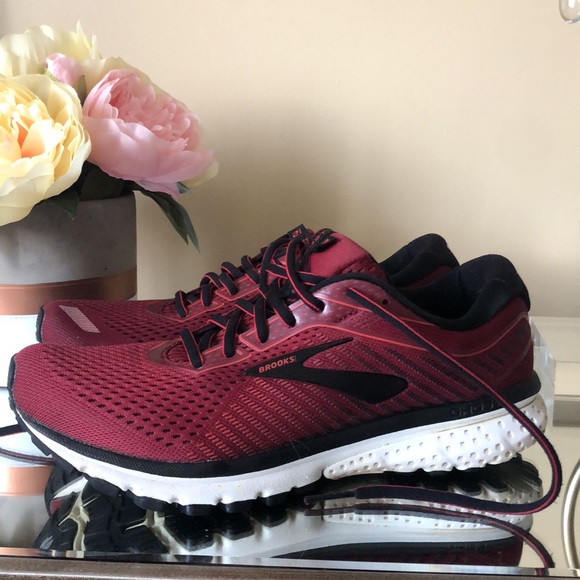 Brooks Other - BROOKS GHOST 12 RED/BIKING RED/BLACK Running Shoes